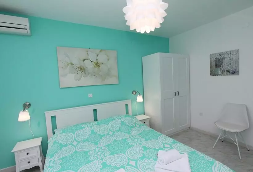 هتل Guest House Ambienti