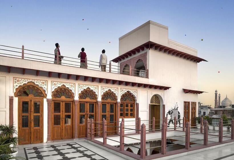 هتل Haveli Dharampura   Unesco Awarded Boutique Heritage