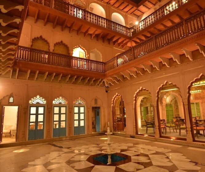هتل Haveli Dharampura   Unesco Awarded Boutique Heritage