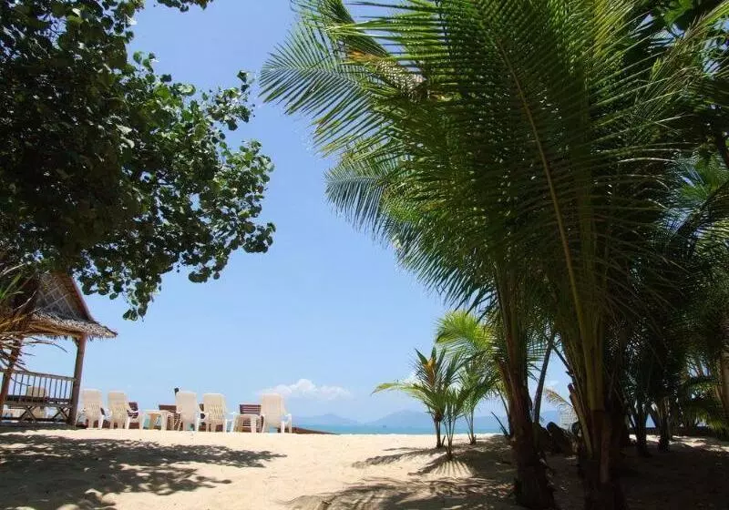 Hotelli Moonhut Bungalows