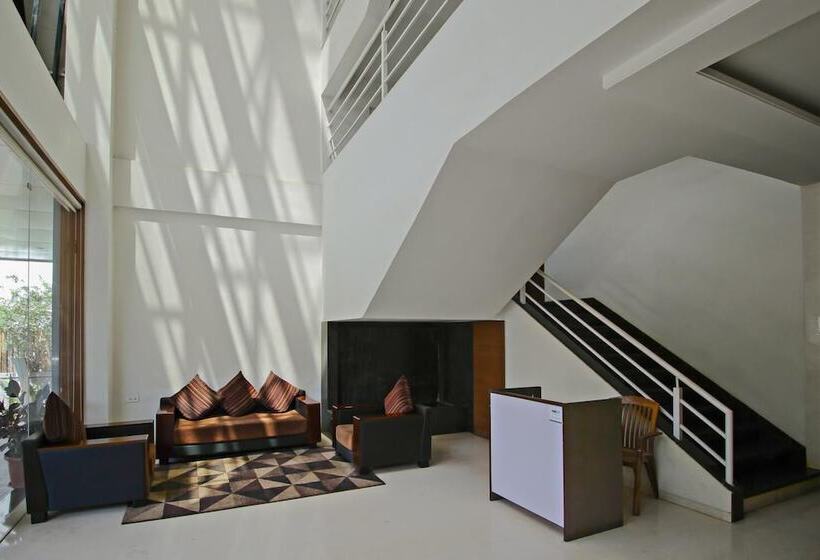 هتل Rathi Residency