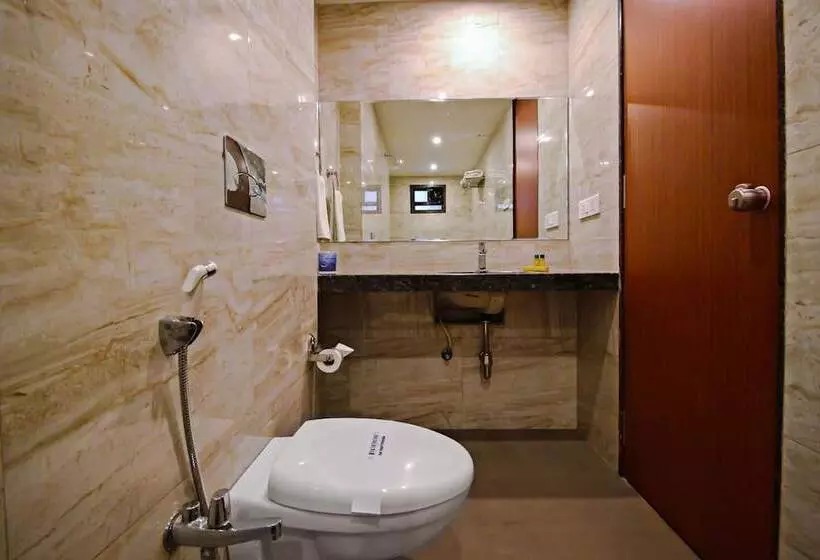 ホテル Rathi Residency