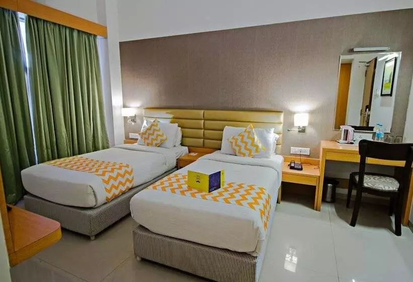 ホテル Rathi Residency