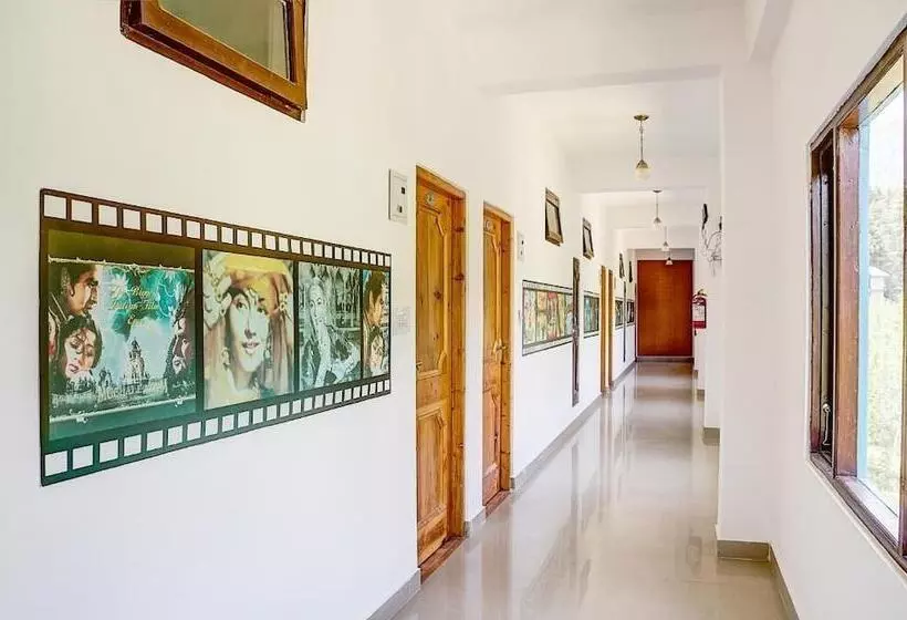 ホテル Treebo Trend Celebriti Manali