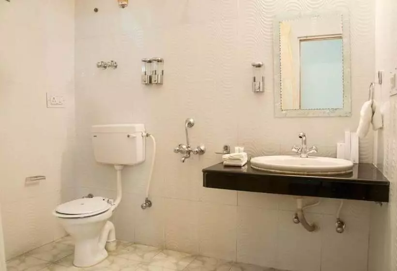 ホテル Treebo Trend Celebriti Manali