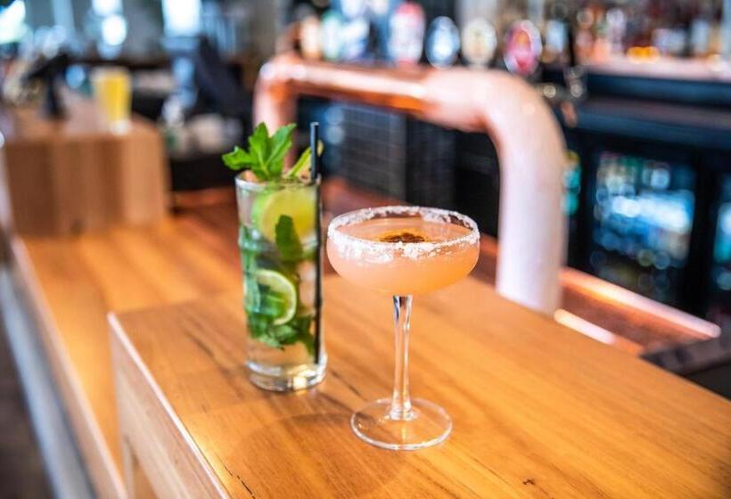 Nightcap At Hotel Victor