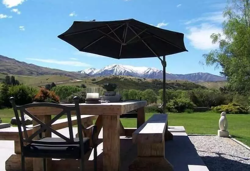 Hotelli Waiorau Homestead