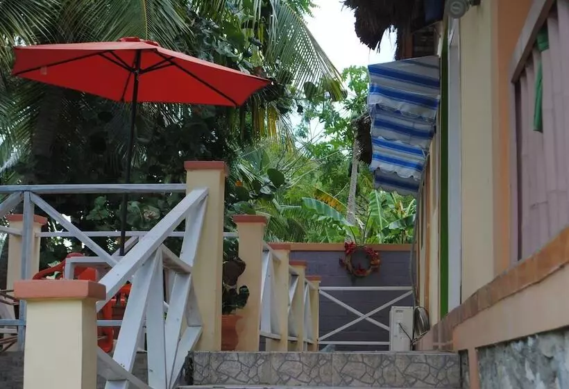 La Source Hotel & Resort