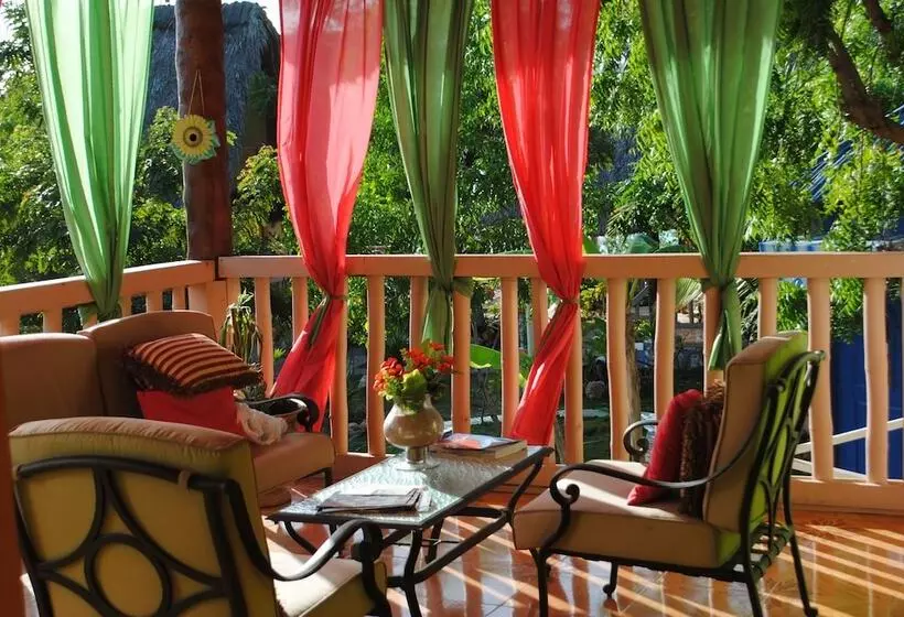 La Source Hotel & Resort