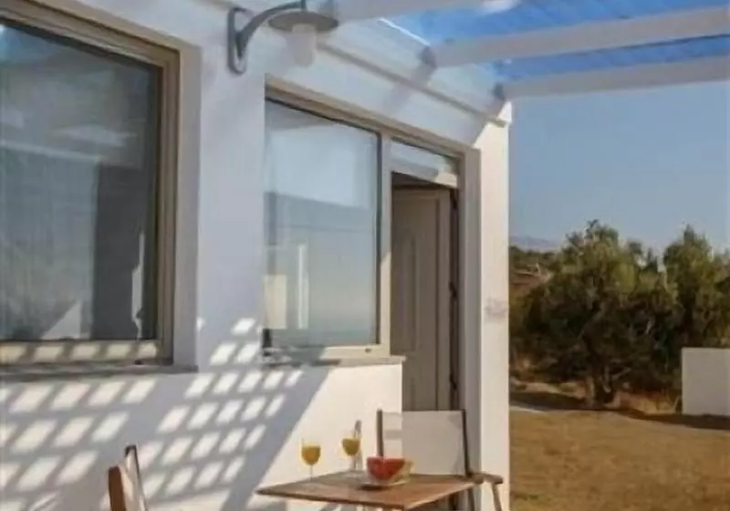 Lenikos Resort