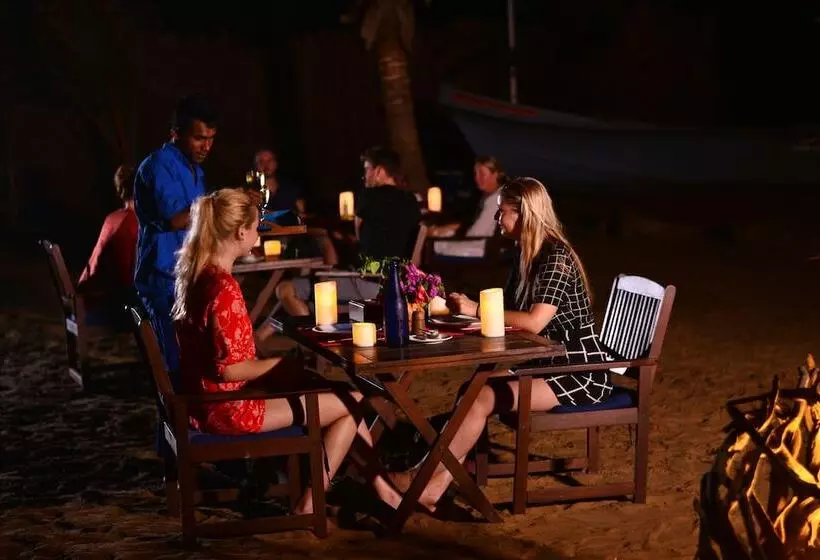 Majatalo Dolphin Beach Resort