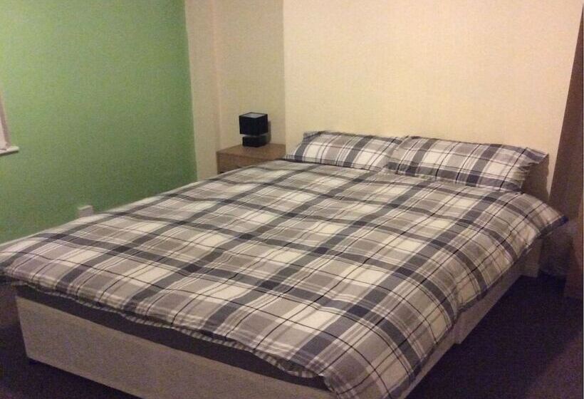 Пансион The L6 Guest Rooms