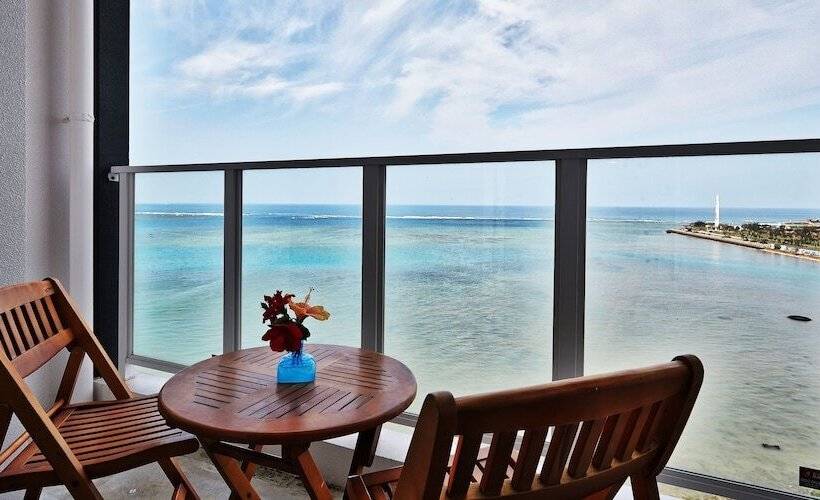 Beach Front Tower Mihama By Dsh