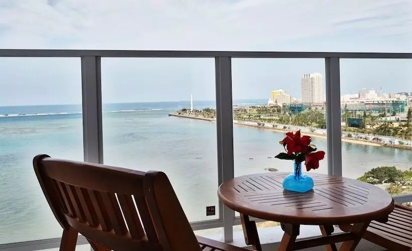 Beach Front Tower Mihama By Dsh