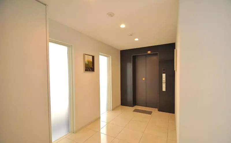 Beach Front Tower Mihama By Dsh