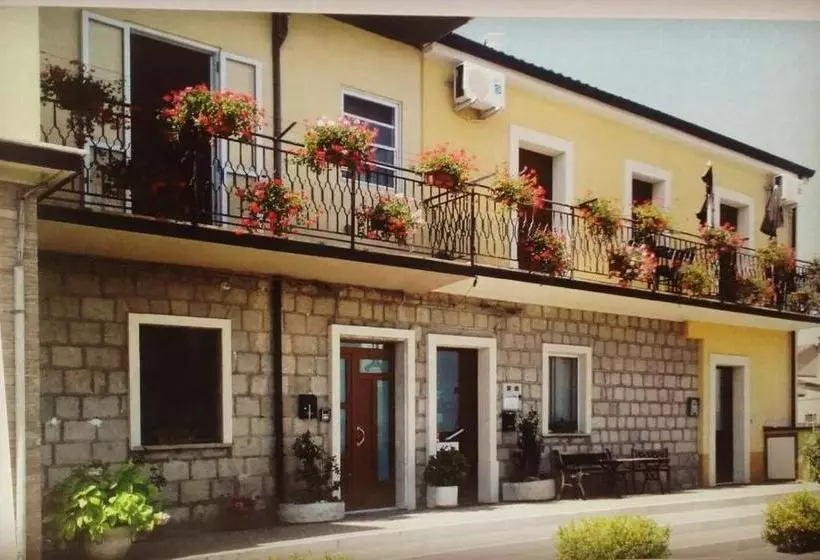 Hotelli B&b Portacastello