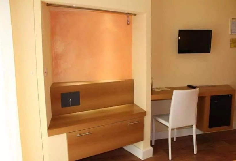 Hotelli B&b Portacastello