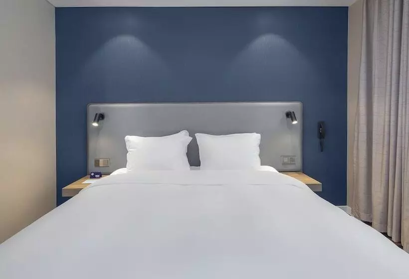 ホテル Holiday Inn Express Shanghai Chongming By Ihg