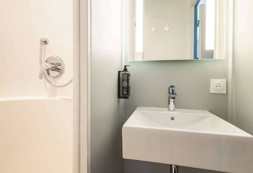 בית מלון כפרי Ibis Budget Nanterre La Defense