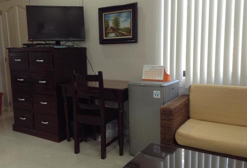 Hotelli Il Portico Boracay Beach Resort