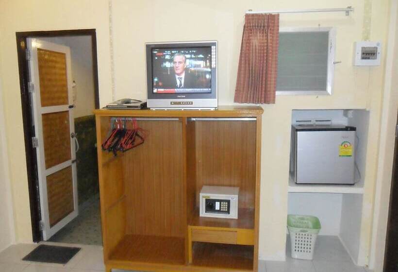 בית מלון כפרי Khaolak Banana Bungalow