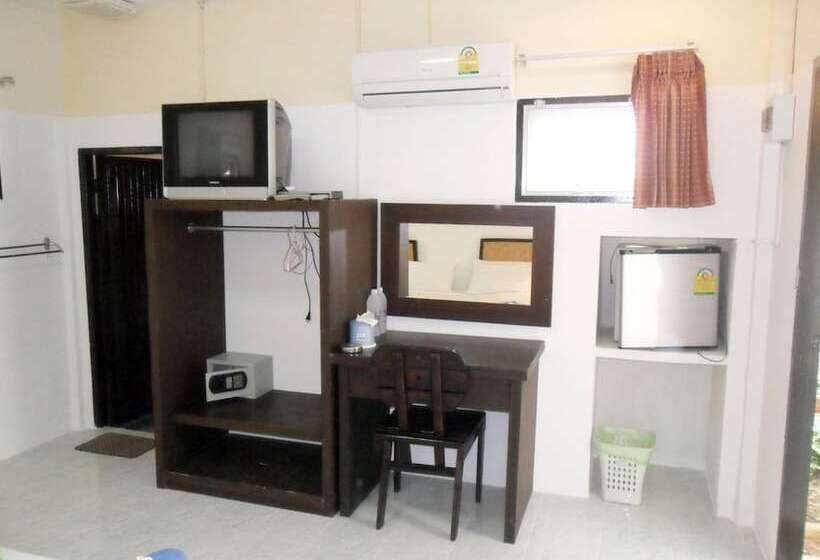 בית מלון כפרי Khaolak Banana Bungalow