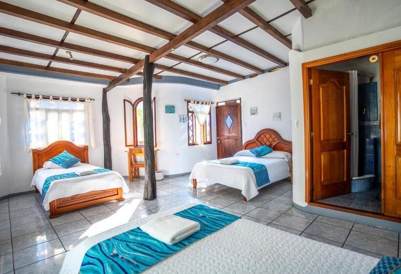 בית מלון כפרי Maidith Galapagos Inn