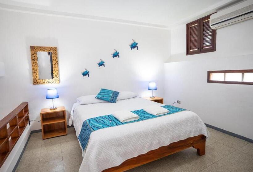 בית מלון כפרי Maidith Galapagos Inn