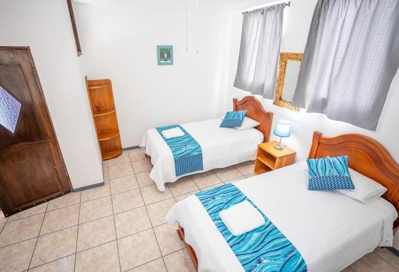 בית מלון כפרי Maidith Galapagos Inn