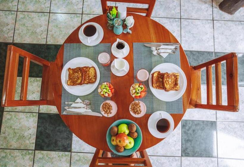 בית מלון כפרי Maidith Galapagos Inn