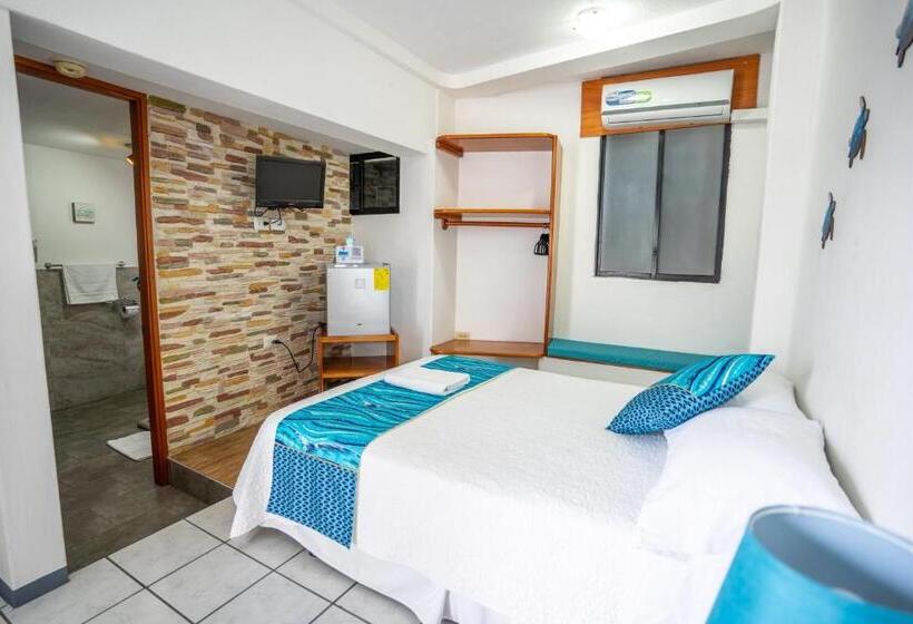 בית מלון כפרי Maidith Galapagos Inn