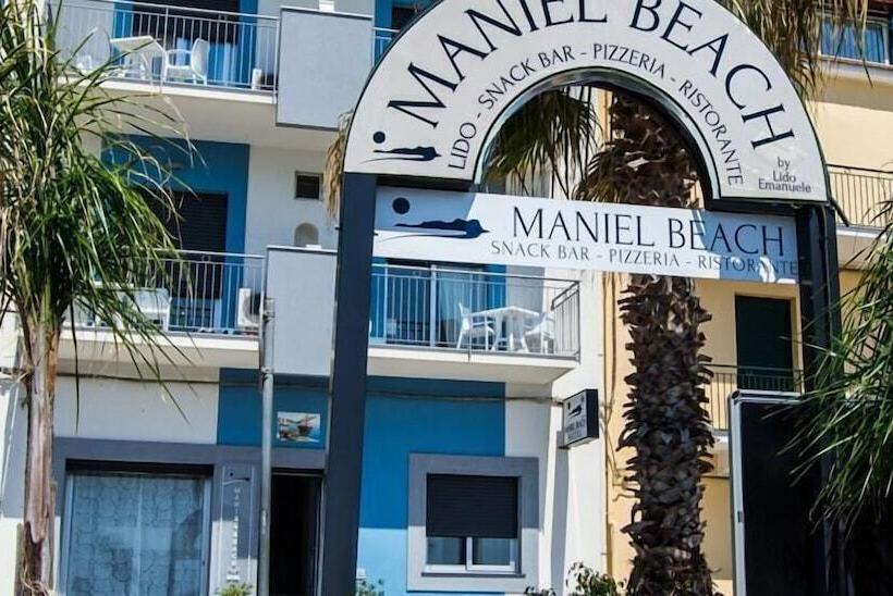 Hotel Maniel Beach