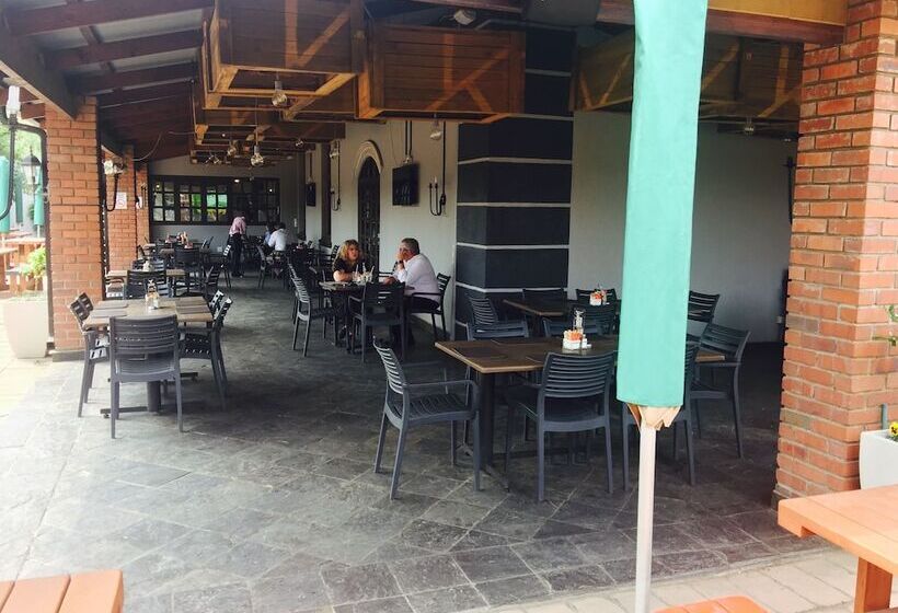 Hotel Picanha Grill Guest House & Events Venue