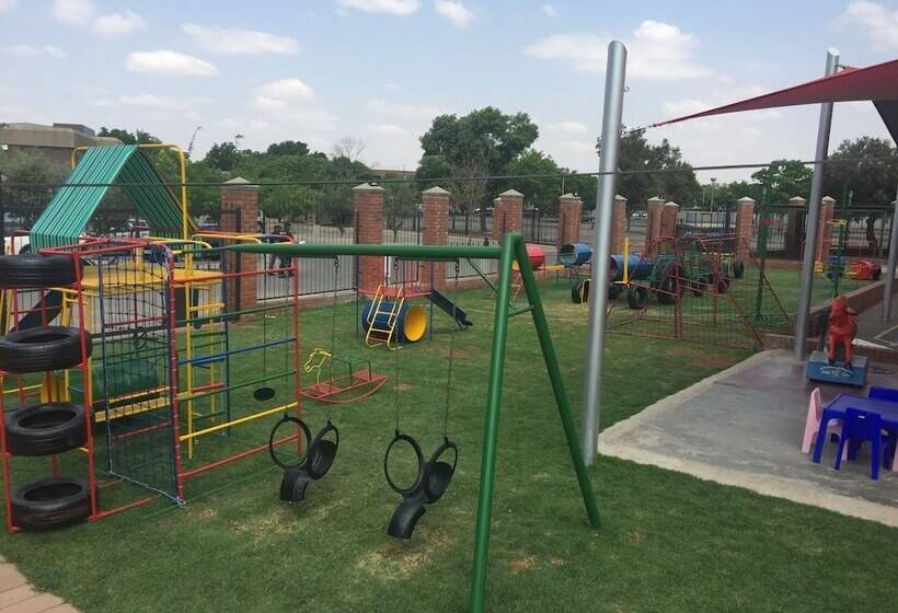 Hotel Picanha Grill Guest House & Events Venue