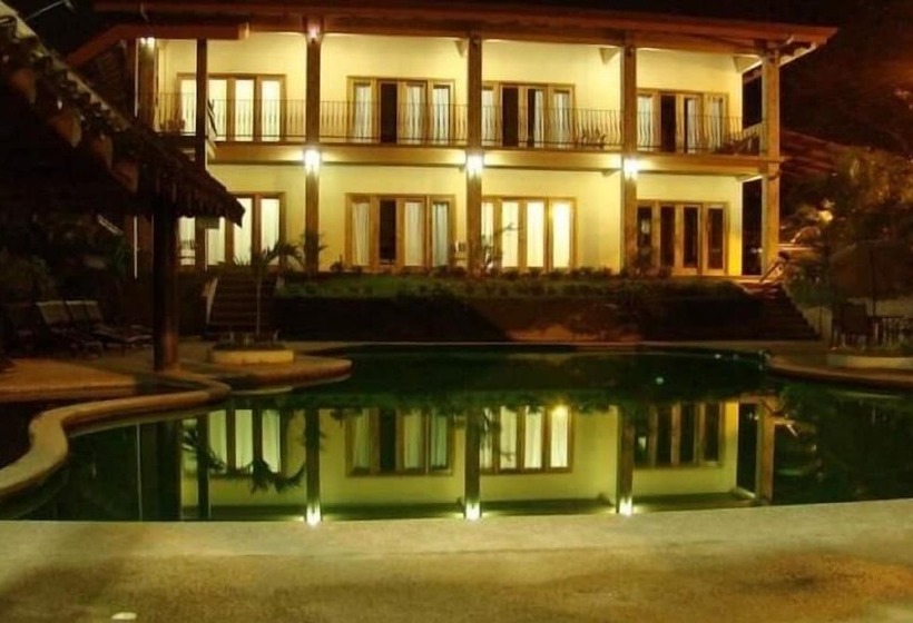 ホテル Palmeras Carrillo Beach