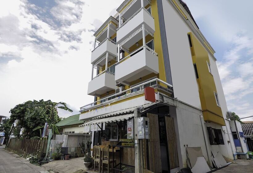 Отель The Private