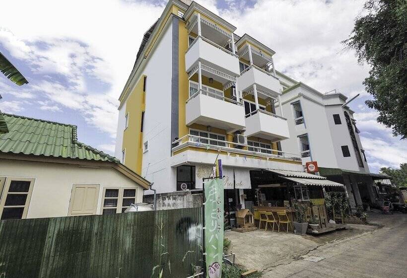 Отель The Private