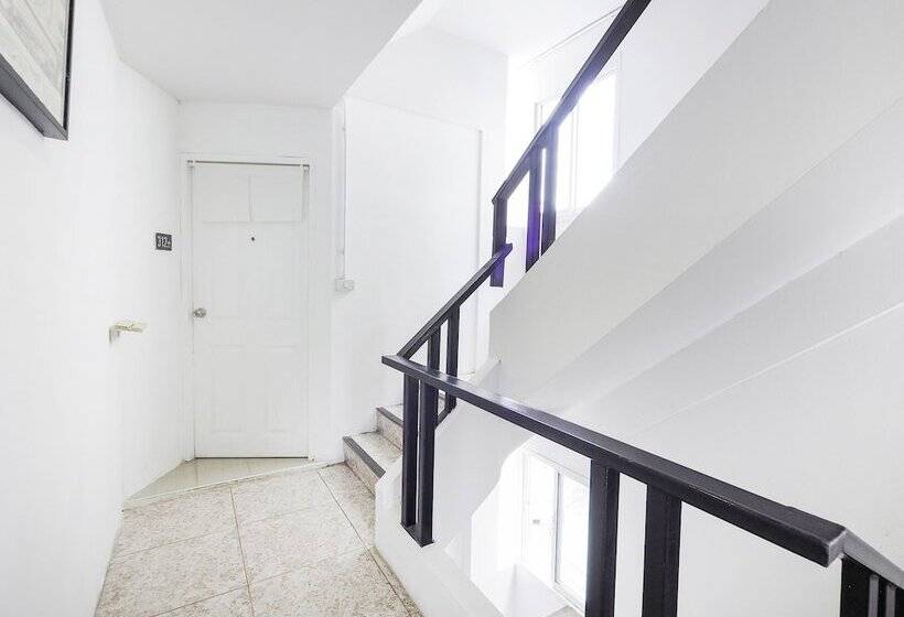 Отель The Private