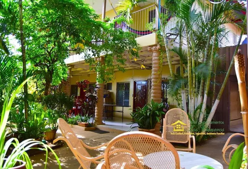 هتل Y Apartments Los Cisneros