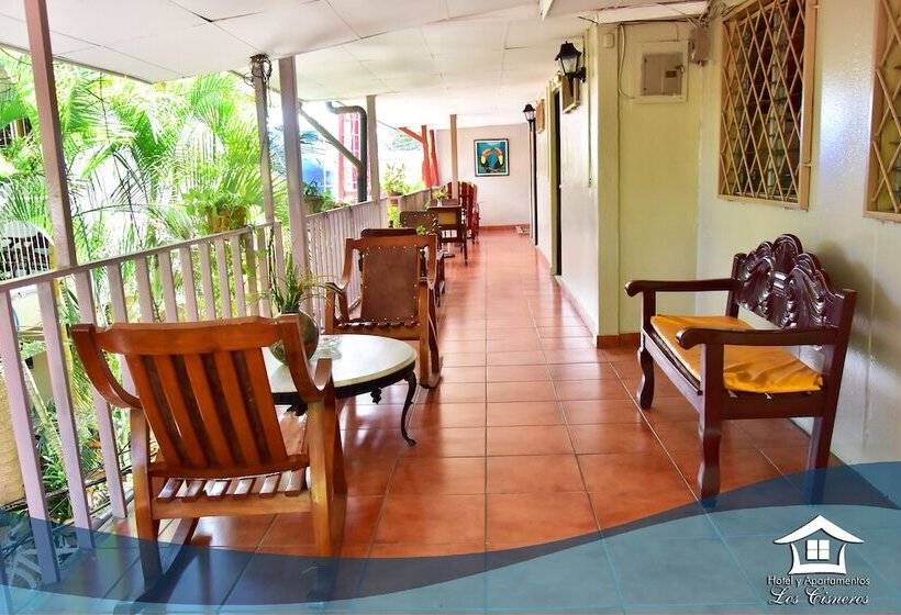 هتل Y Apartments Los Cisneros