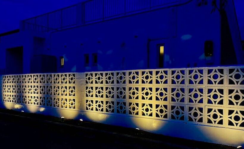 Majatalo Umioto ウミオト 夫婦 カップル 女性一人旅に大人気のナイトプール付き ゲストハウス 宮古島