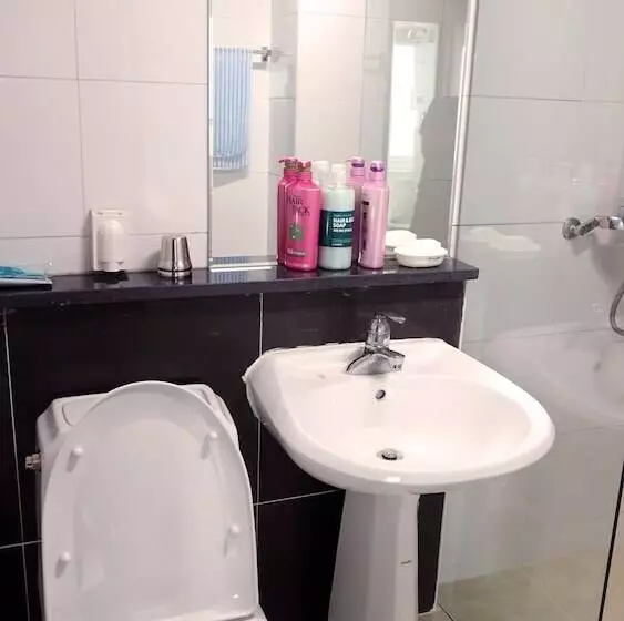 Majatalo Happy Memory