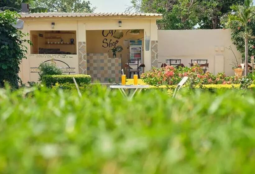 پانسیون Pelican Residence