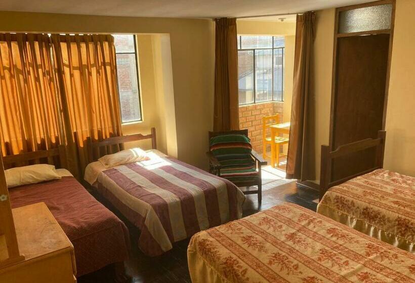 הוסטל Cayesh Guest House