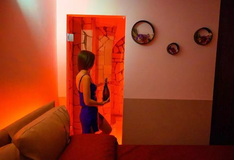 تختخواب و صبحانه Messapica Home