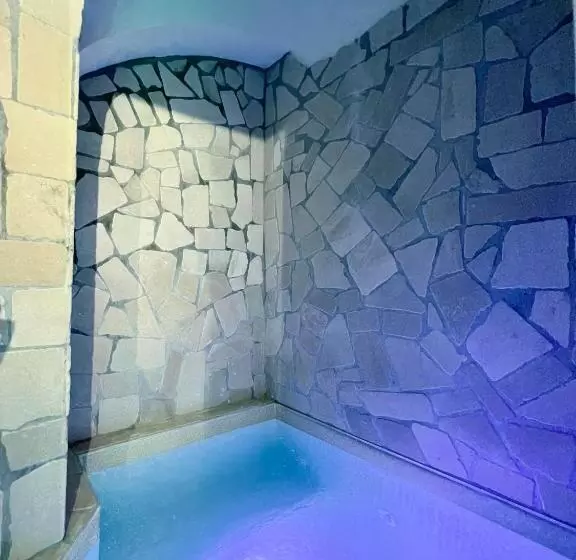 تختخواب و صبحانه Messapica Home