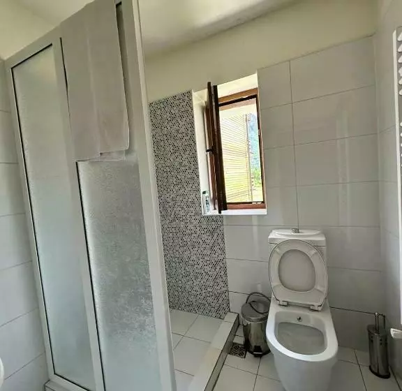 Hostel Quku I Valbones