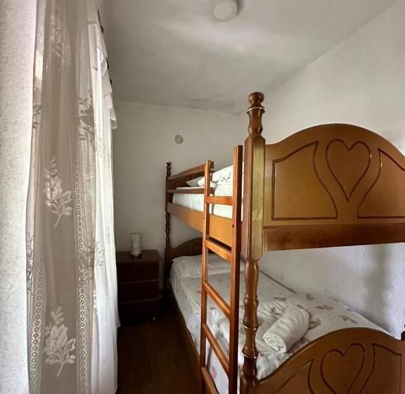 Hostel Quku I Valbones