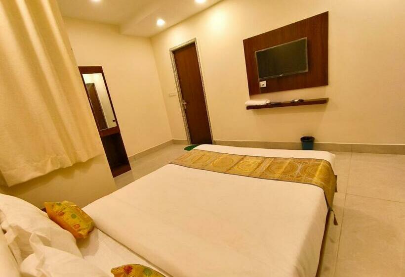 Отель Veer Palace Near Udaipole Udaipur