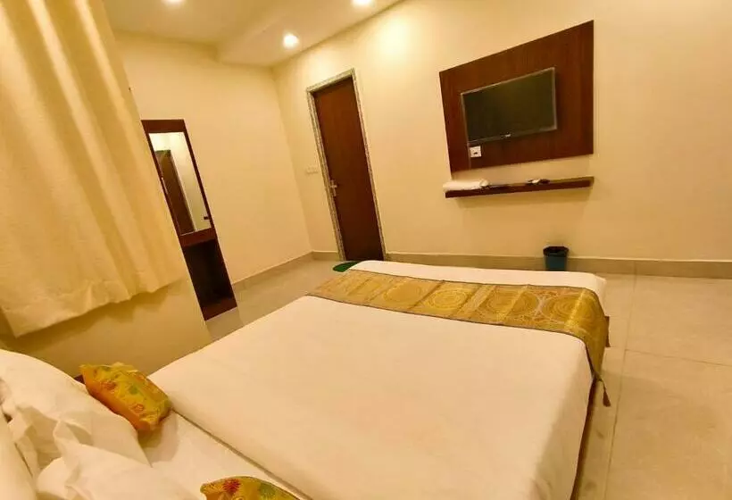 Hotelli Veer Palace Near Udaipole Udaipur